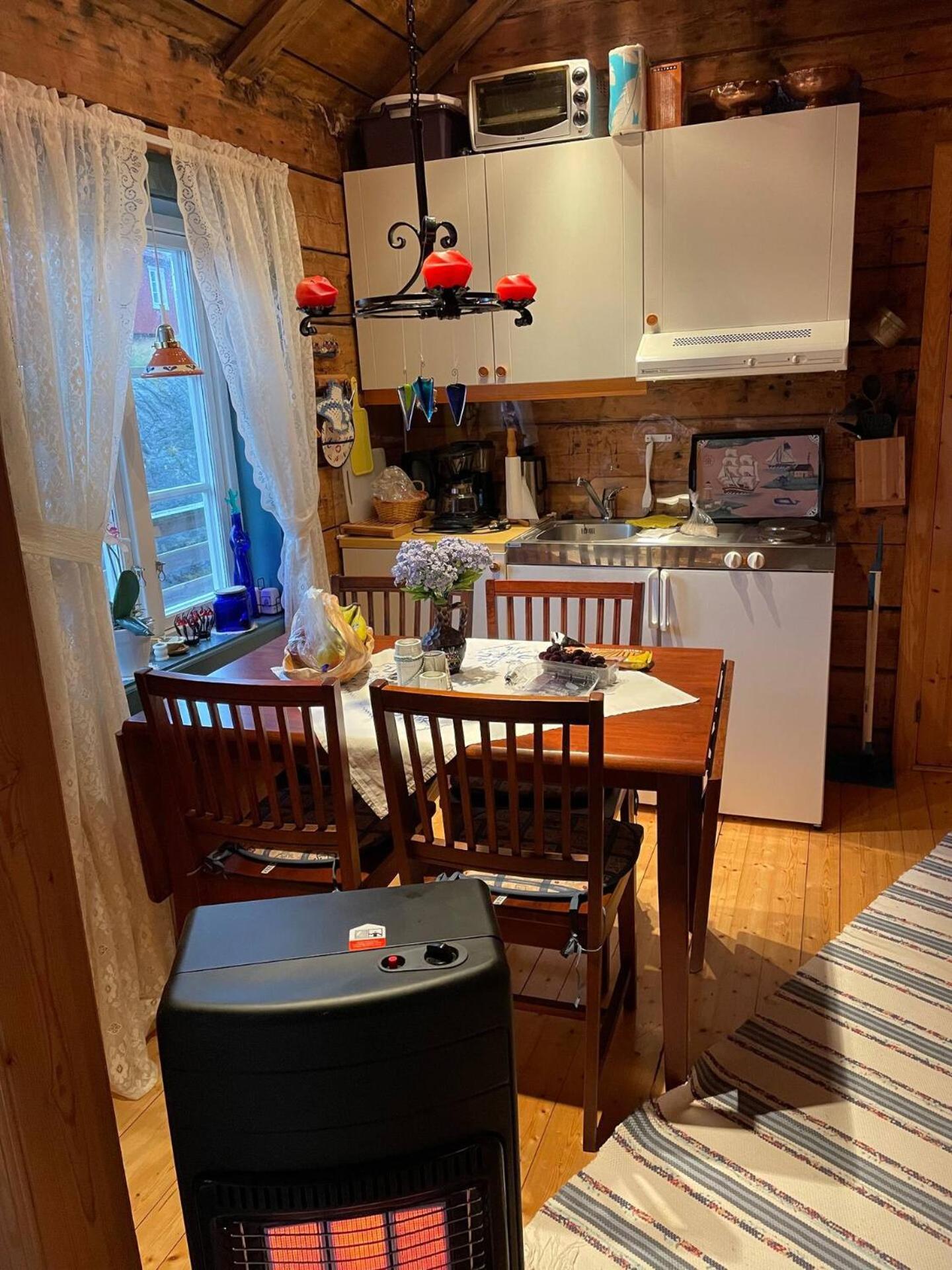 Koselig Rorbu Pa Tind Villa Sørvågen Bagian luar foto